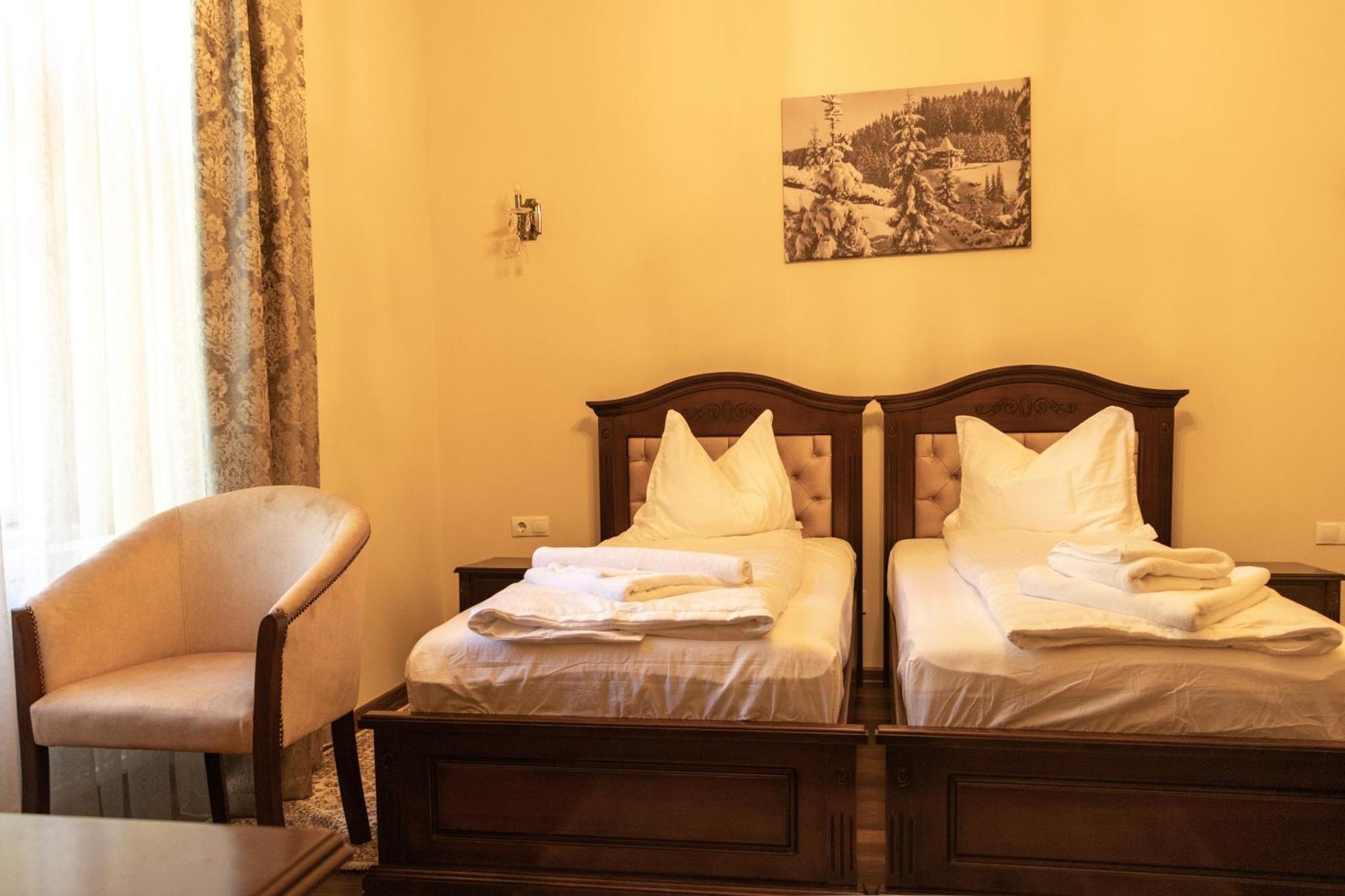 Melik Hotel Borsec Exterior photo